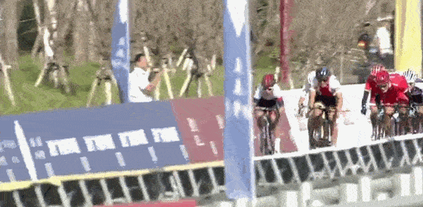 1571651638834041.gif 5.gif