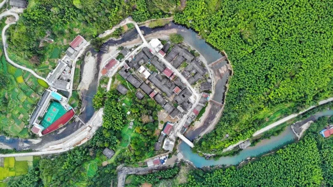 1574993156128514.jpg 1574993156128514.jpg